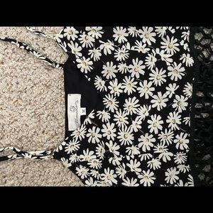 LF Tops - LF Fringe Flower Crop Top LF Tops - LF Fringe Flower Crop Top